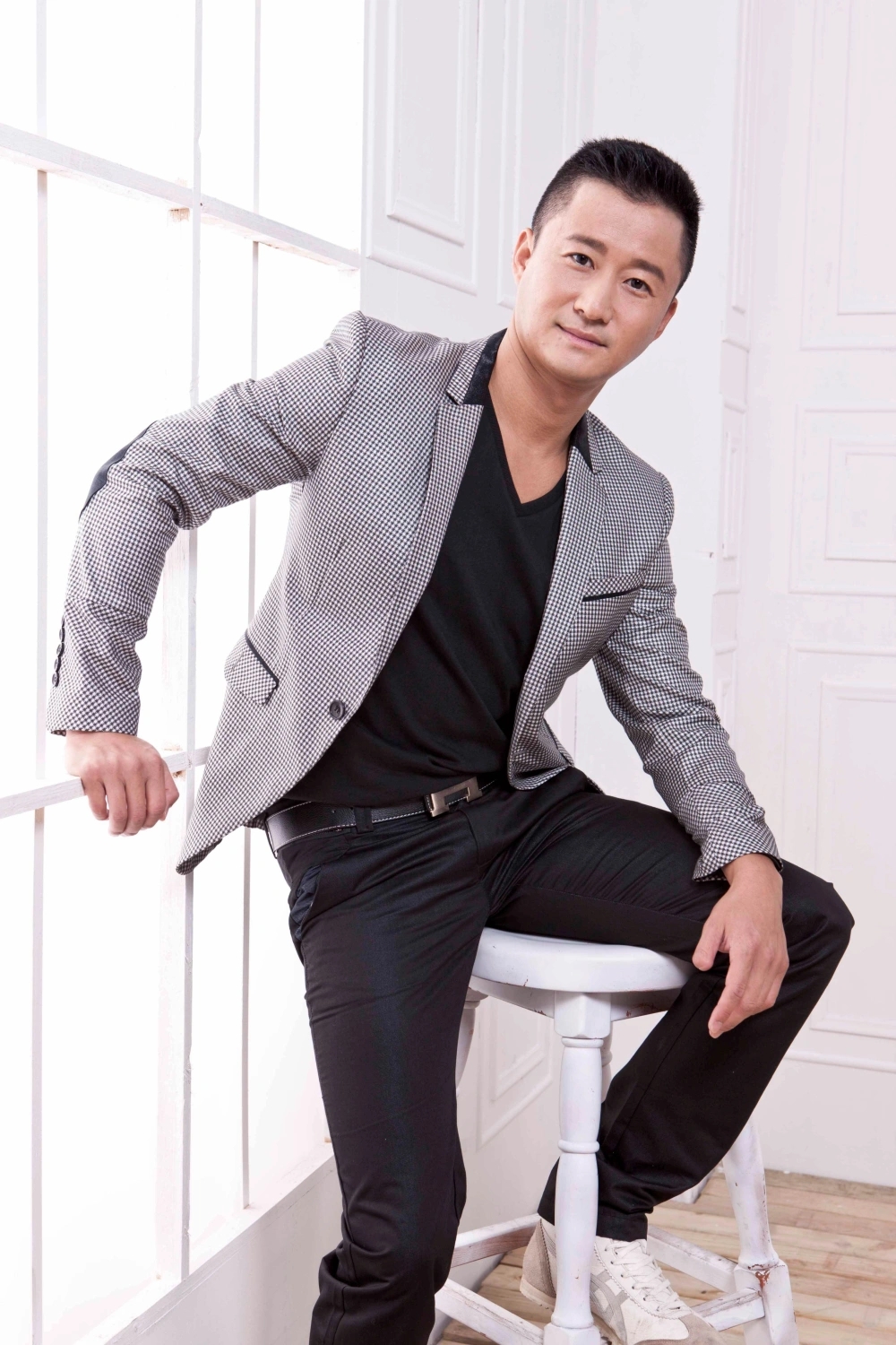 李静雯:她原本是肇庆的一个农村娃,读书改变了她的命运,成了广东著名的主持人