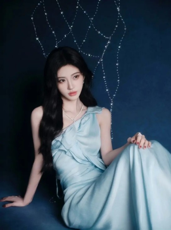 陈伟霆回应大方官宣生子：不能连第一步当爸的勇气都没有